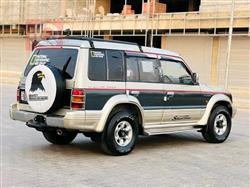 ميتسوبيشي باجيرو